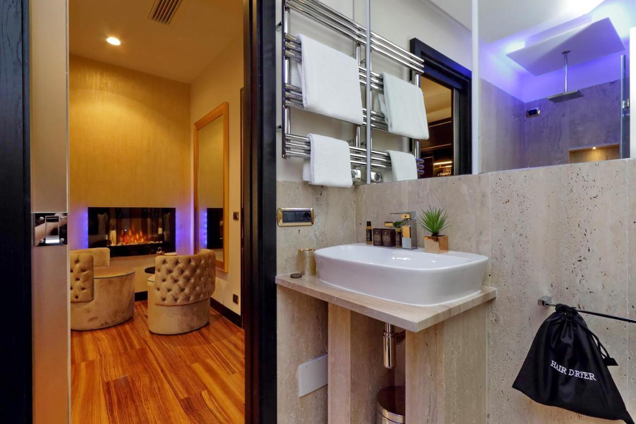 Spanish Hills Collection Luxury Suites & Jacuzzi Rom Eksteriør billede