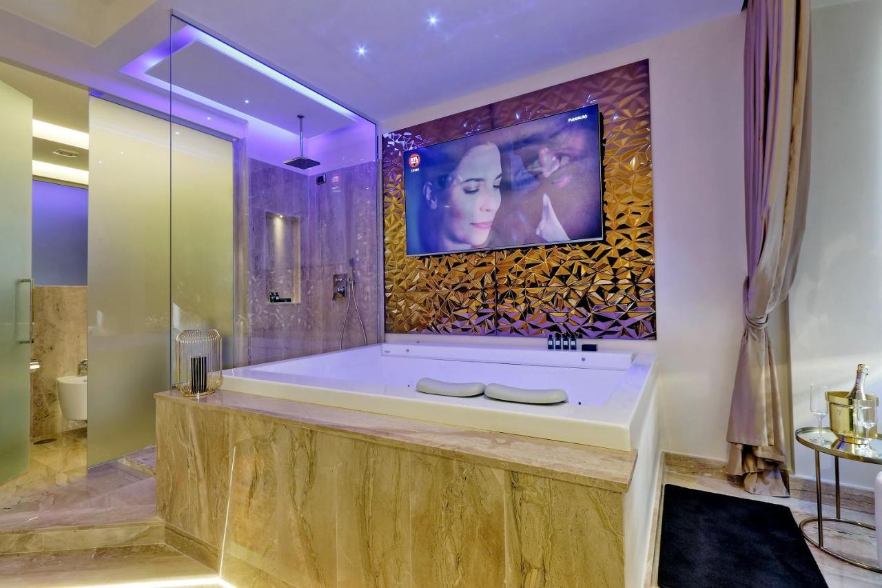 Spanish Hills Collection Luxury Suites & Jacuzzi Rom Eksteriør billede